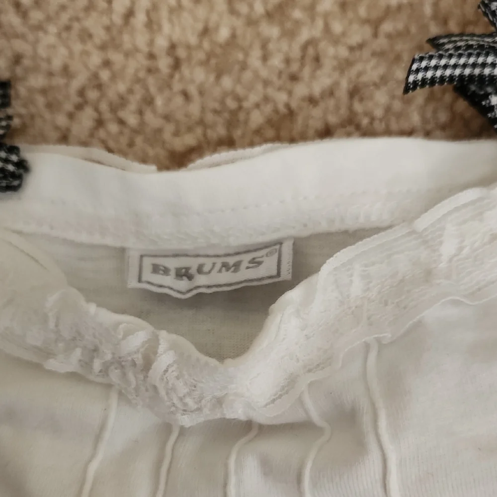 Brums Baby Girl White Baby Outfit with Embroidered Design Size 3 Months - Picture 3 of 3